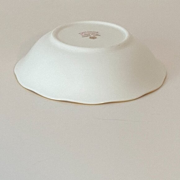 Vintage Royal Albert Bone China Lady Carlyle Dessert Fruit Bowl Made in England - Picture 5 of 6